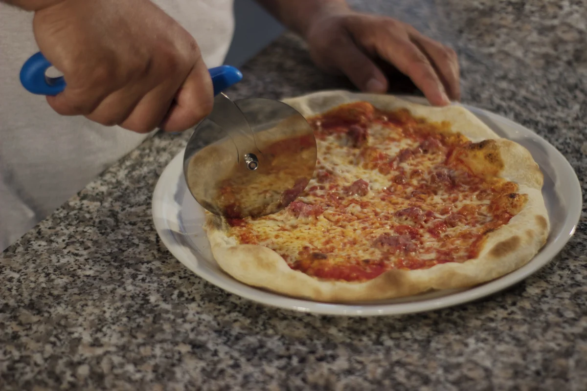 Gi.Metal Pizzaschneider Edelstahlklinge